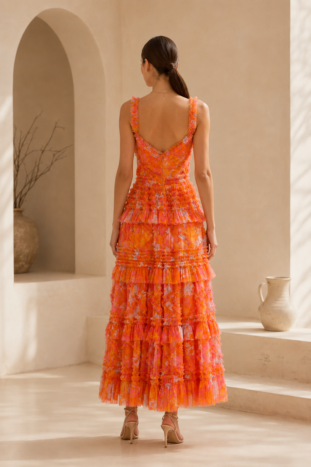 Vestido maxi con volantes escalonados y estampado floral