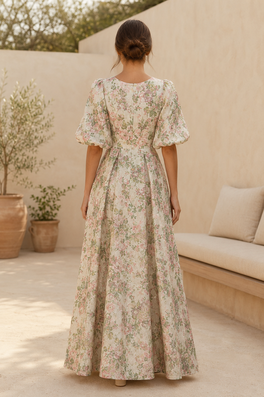 Vestido maxi acampanado de jacquard floral con mangas hasta el codo