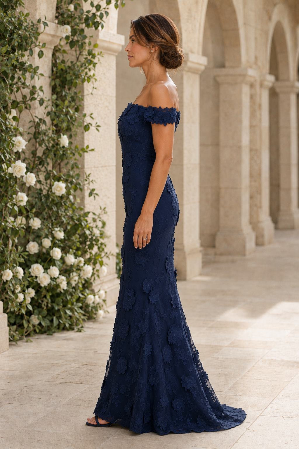 Vestido de sirena con encaje floral 3D y escote de hombros caídos