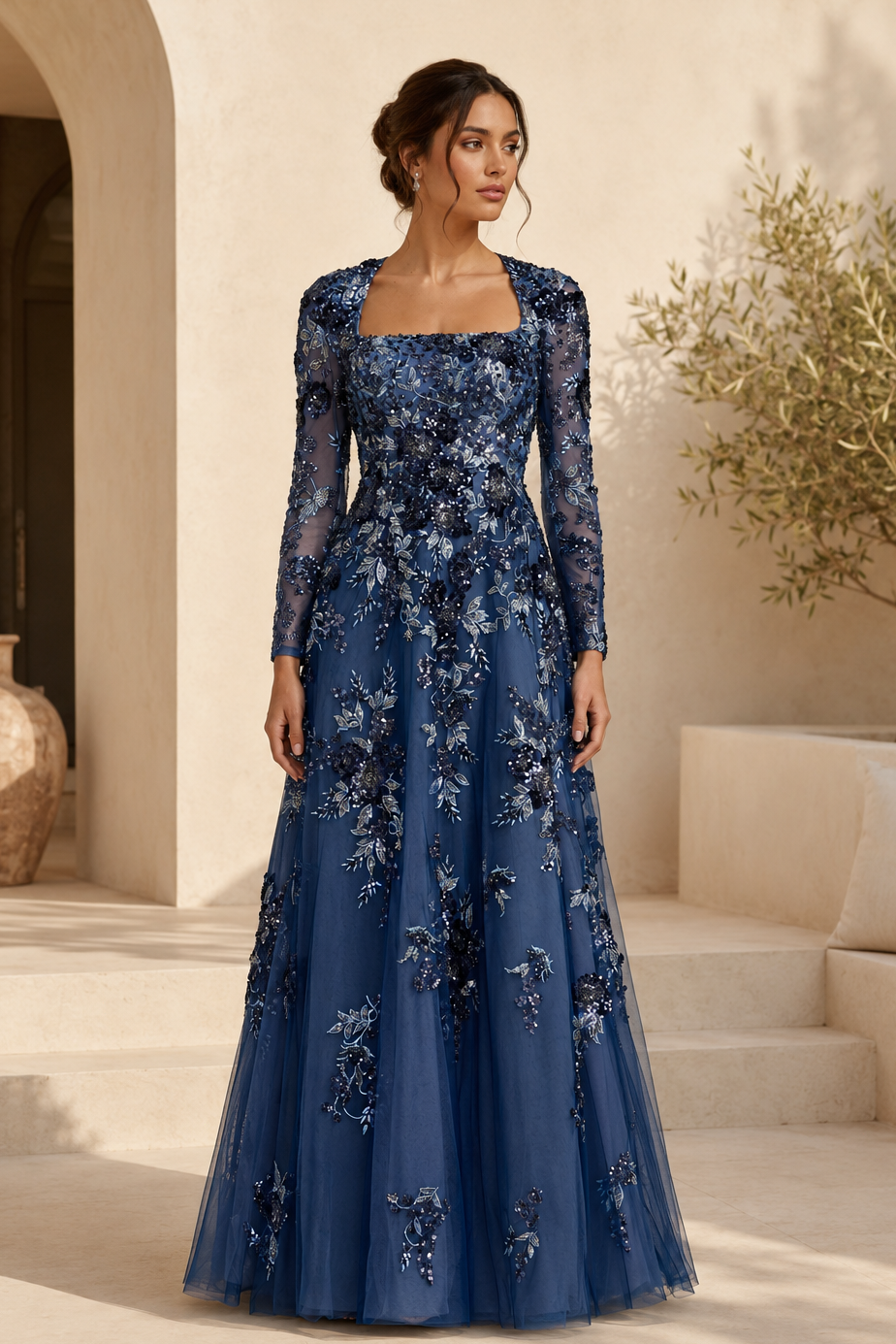 Vestido de noche largo con bordado floral y manga larga con corte en A