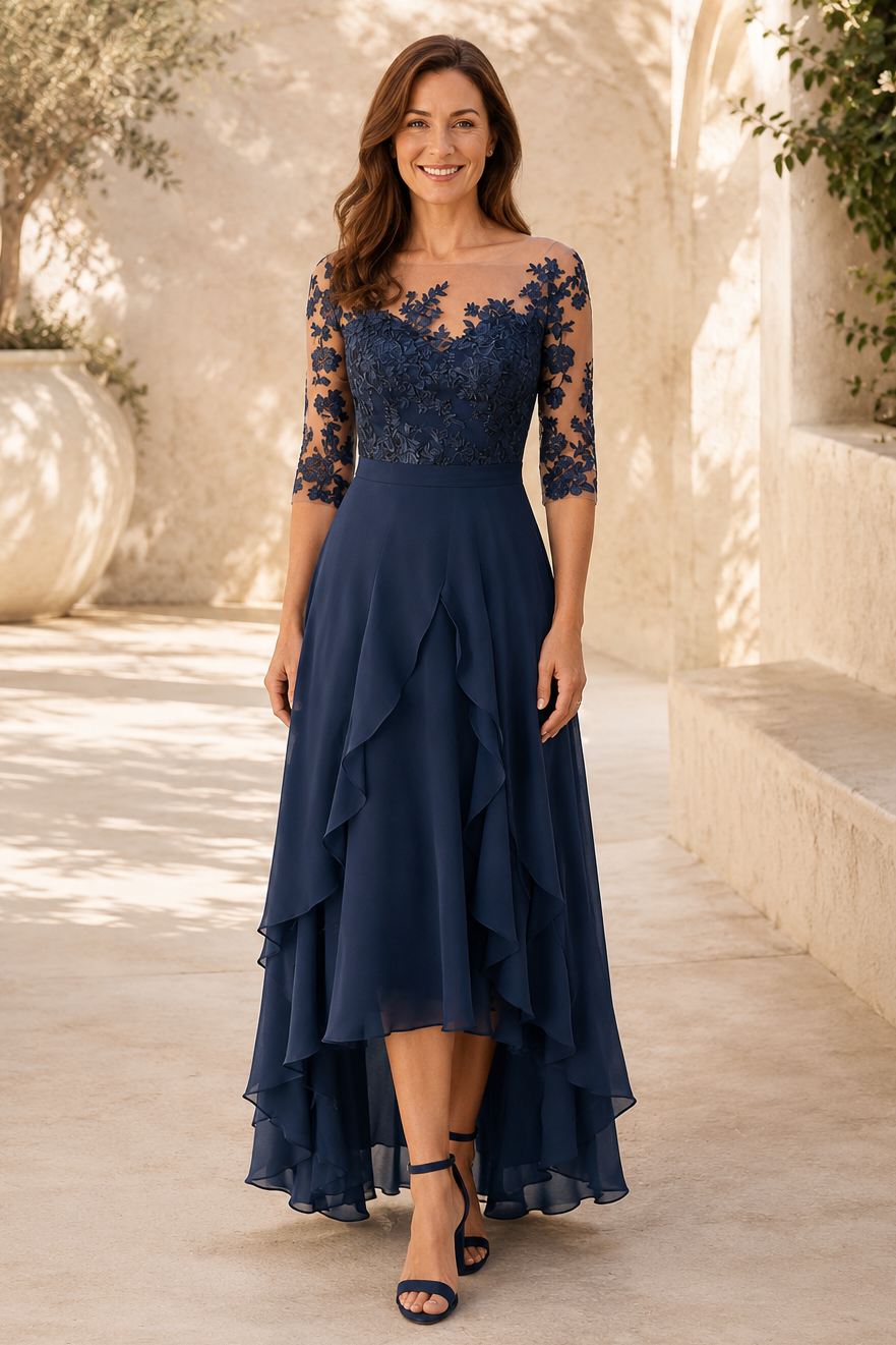 Vestido de Noche con Aplicación de Encaje Ilusión y Falda con Volantes de Corte Asimétrico