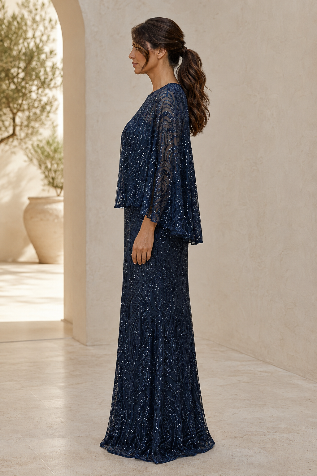 Vestido de noche largo hasta el suelo con capa superpuesta de lentejuelas