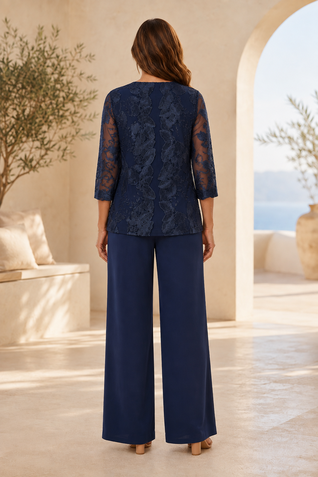 Conjunto de chaqueta con apliques de encaje y pantalón de pernera ancha