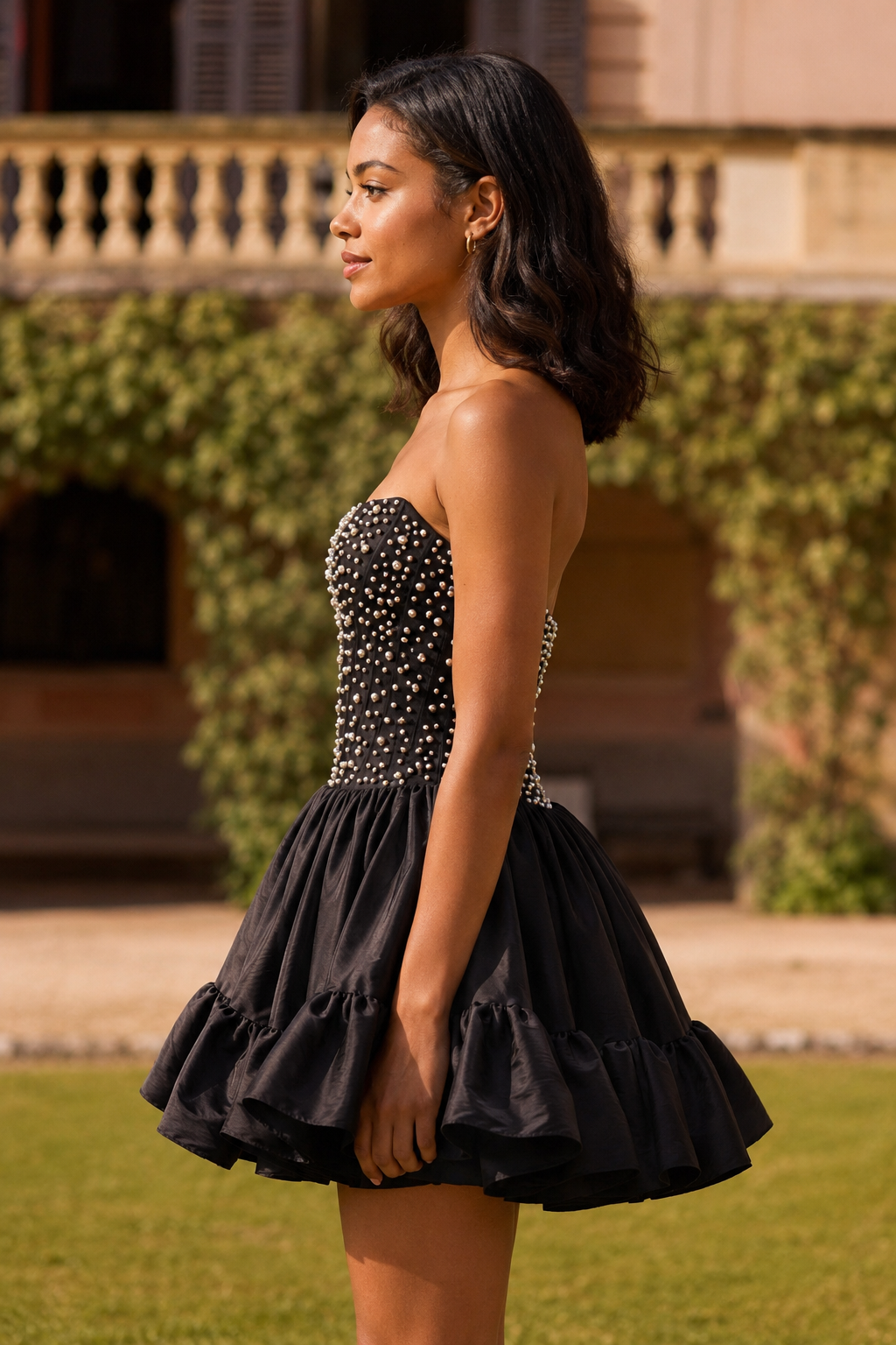 Minivestido Corsé Perlas sin Tirantes con Falda de Volantes