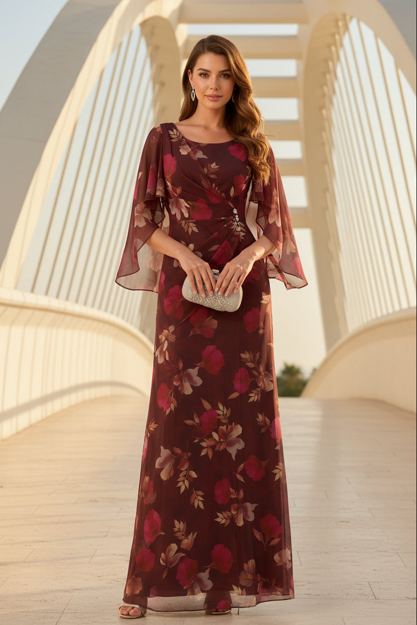 Vestido largo de gasa floral con mangas de capa