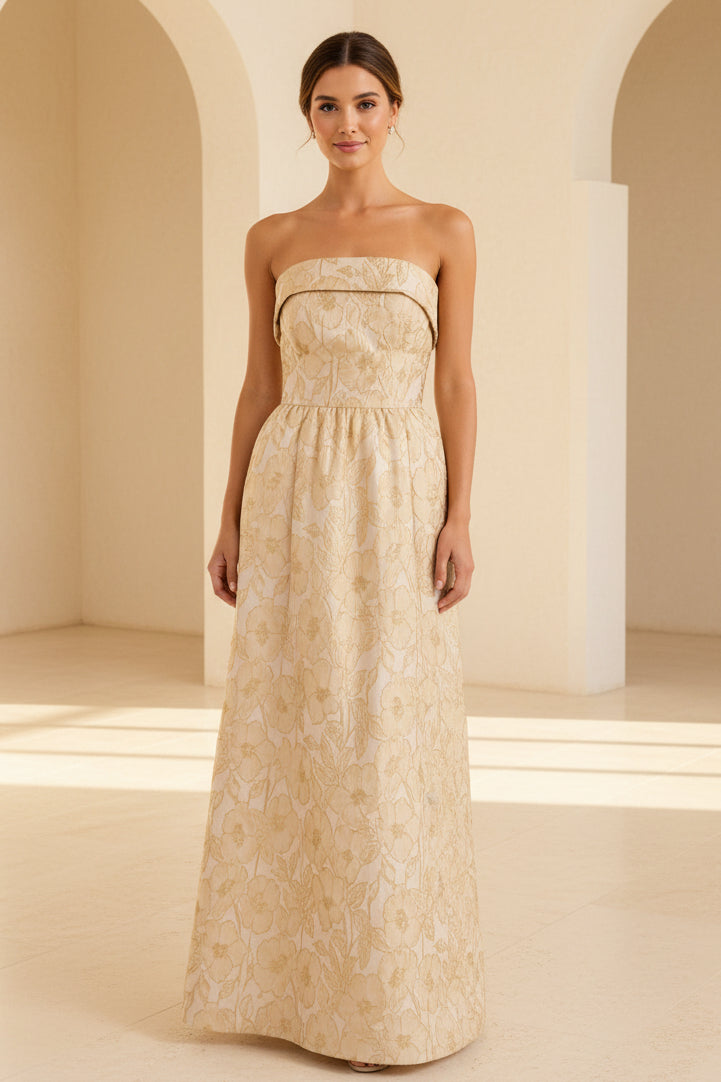 Maxivestido sin tirantes con estampado floral y bolsillos