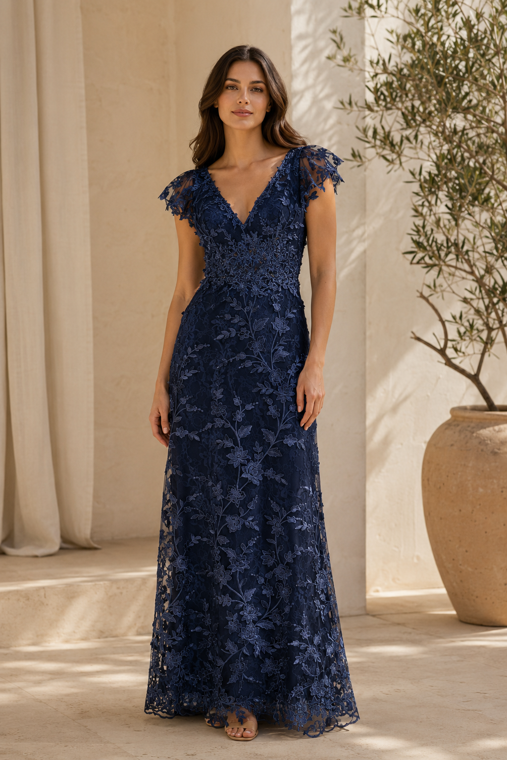 Vestido de Noche con Encaje Floral, Manga de Volantes y Escote en V