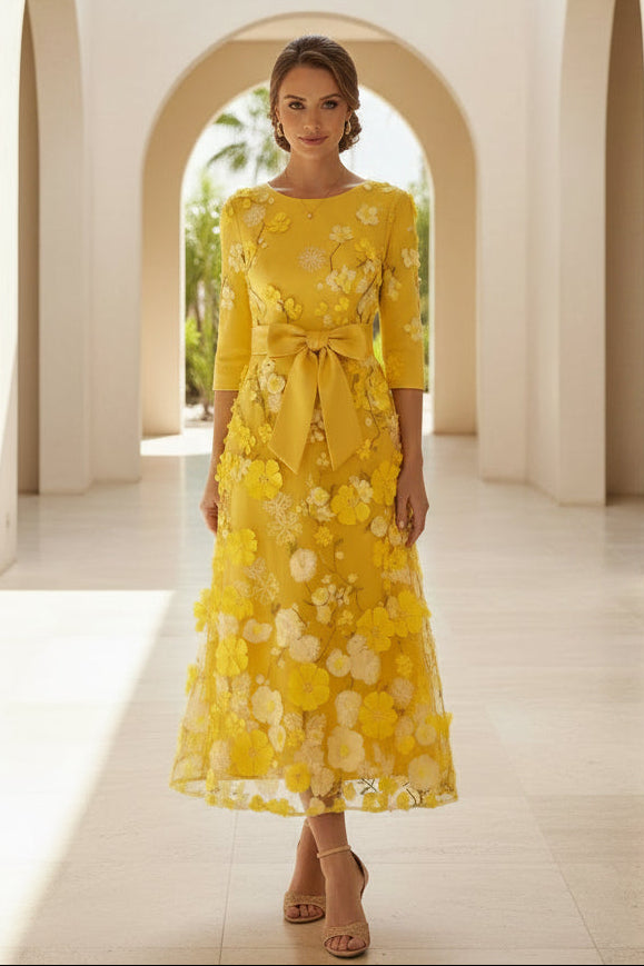 Vestido Midi Evasé con Aplicación Floral 3D y Lazo