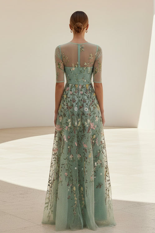 Vestido de Noche en A de Tul Bordado